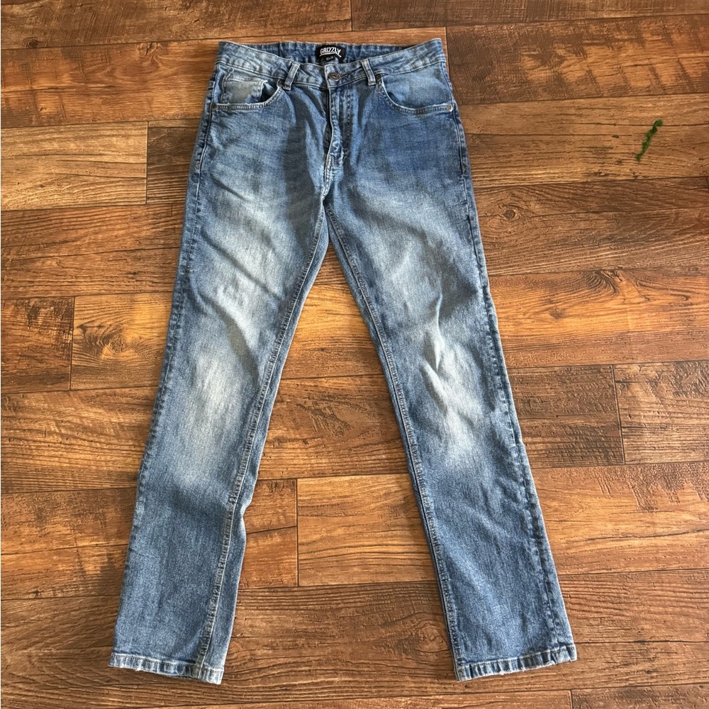 Men’s Grizzly Slim Straight Jeans